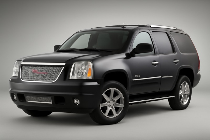 2010 GMC Yukon Denali windshield replacement in Glendale, CA
